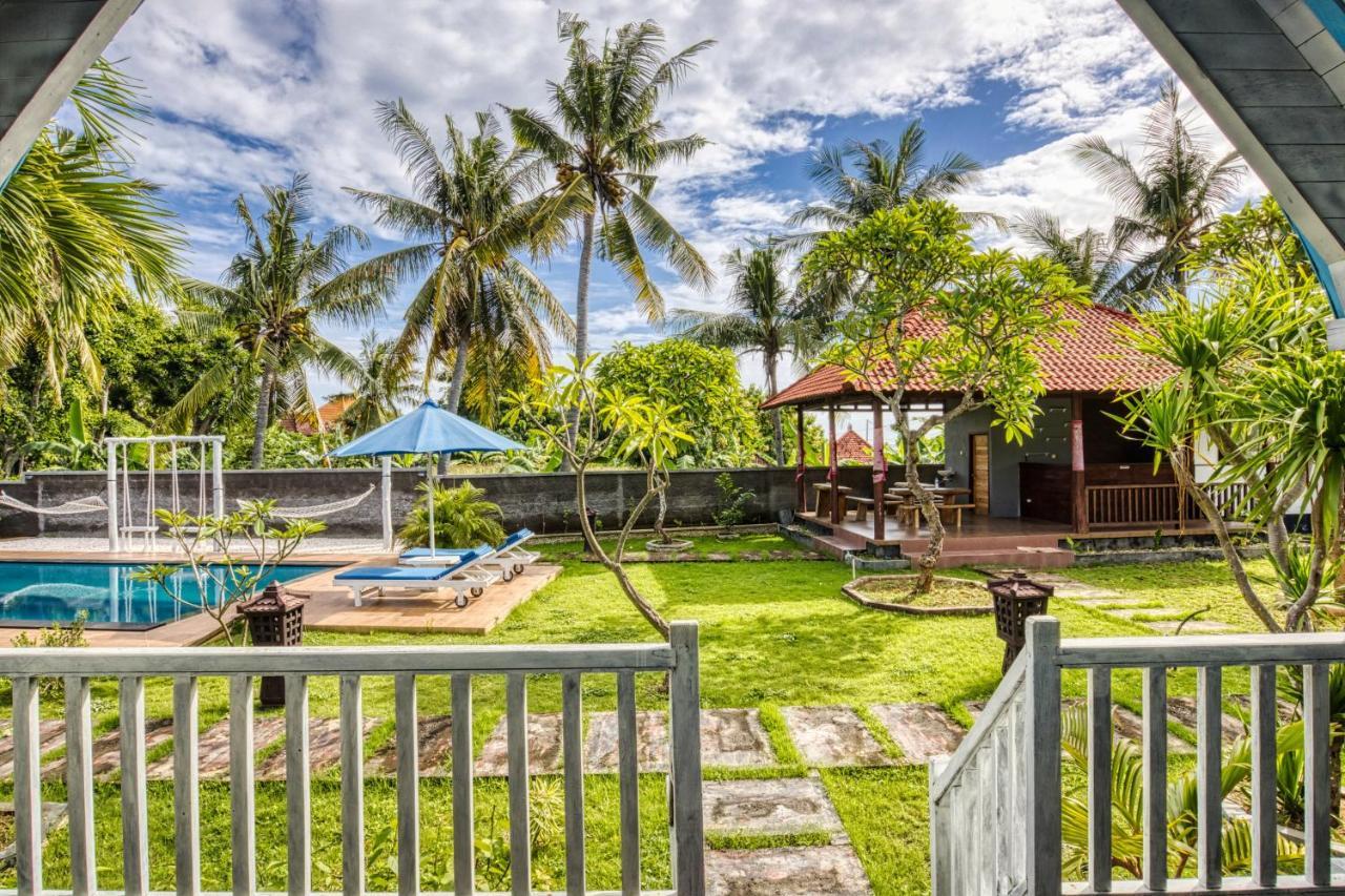 Megaland Bungalow Batununggul Exteriör bild