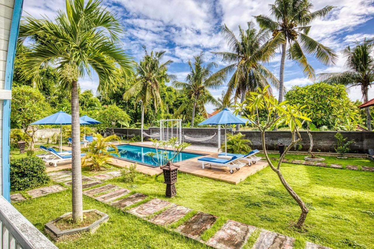 Megaland Bungalow Batununggul Exteriör bild
