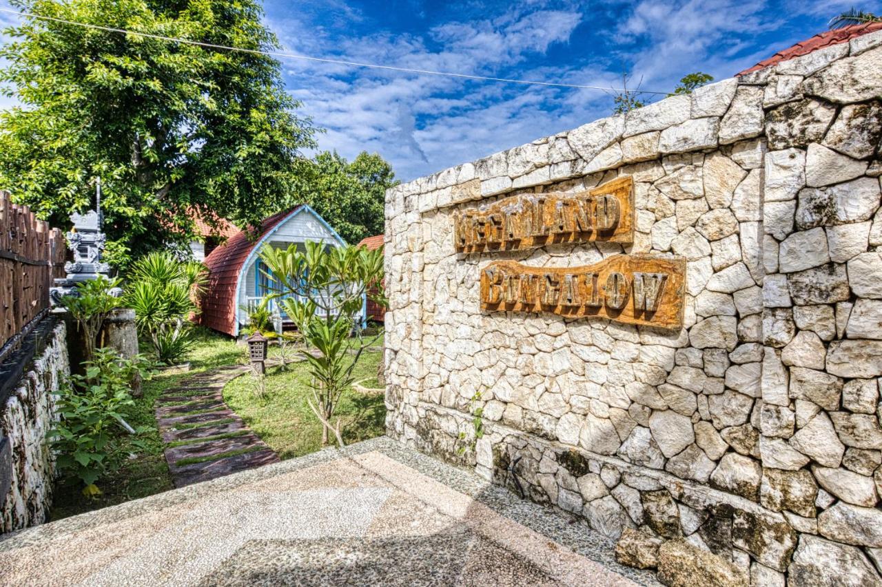 Megaland Bungalow Batununggul Exteriör bild